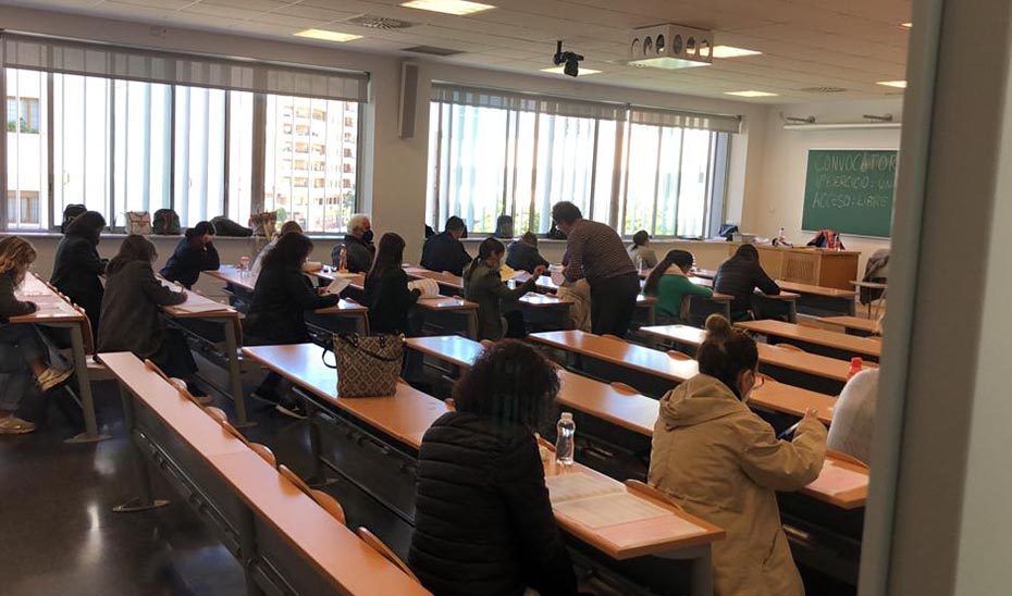 Imagen del artículo Casi 28.500 opositores se examinarán para acceder a 473 plazas de administrativos de la Junta